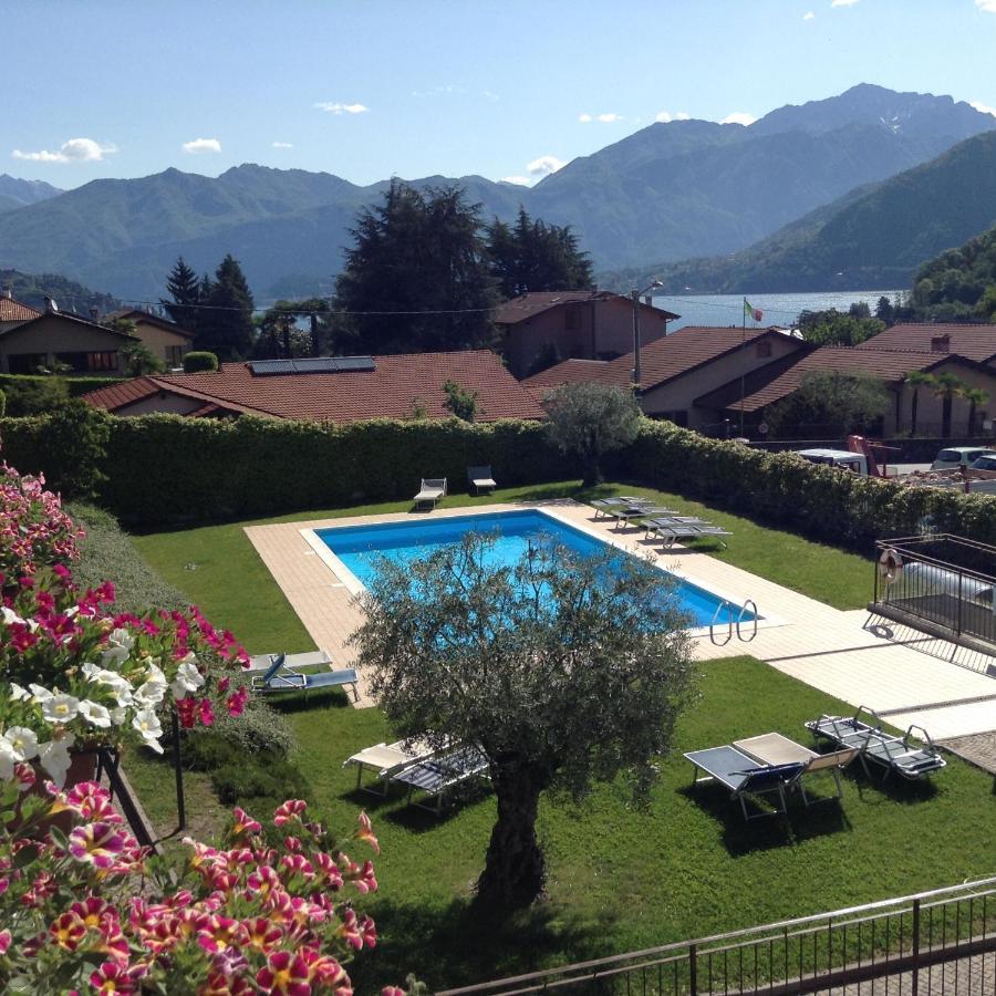 New Moon Apartment Tremezzo Bagian luar foto